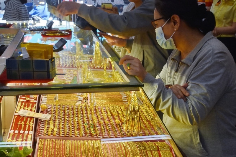 Giá vàng ngày 11/9/2026: SJC giảm 1,6 triệu còn 145 triệu