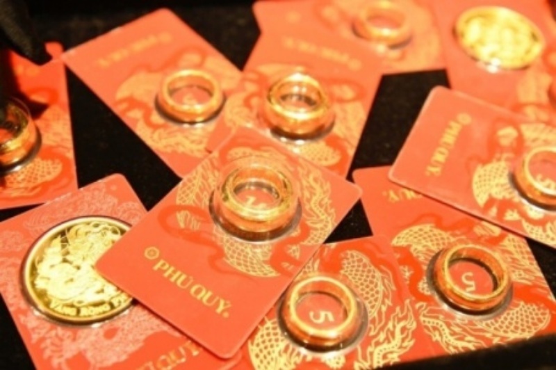 Giá vàng ngày 28/9: SJC giảm còn 143,4 triệu/lượng