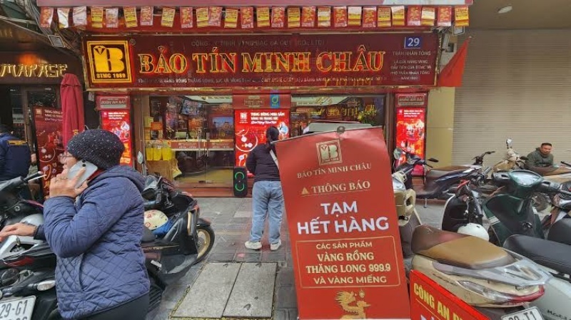 Giá vàng hôm nay 19/10/2026: SJC đứng giá, thế giới chưa vượt 4.200 USD