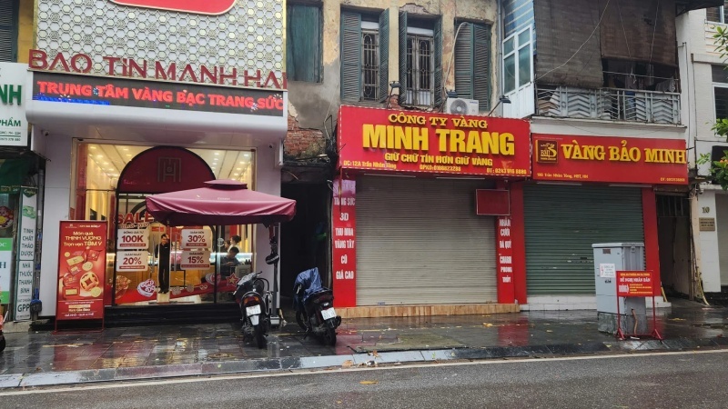 Giá vàng hôm nay 23/10/2026: SJC giữ 142,3 triệu, vàng nhẫn giảm